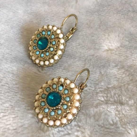 Aqua & Sand Colored Lever Back Bead Encrusted Pierced Fashion Earrings NWOT 1” - Picture 9 of 10